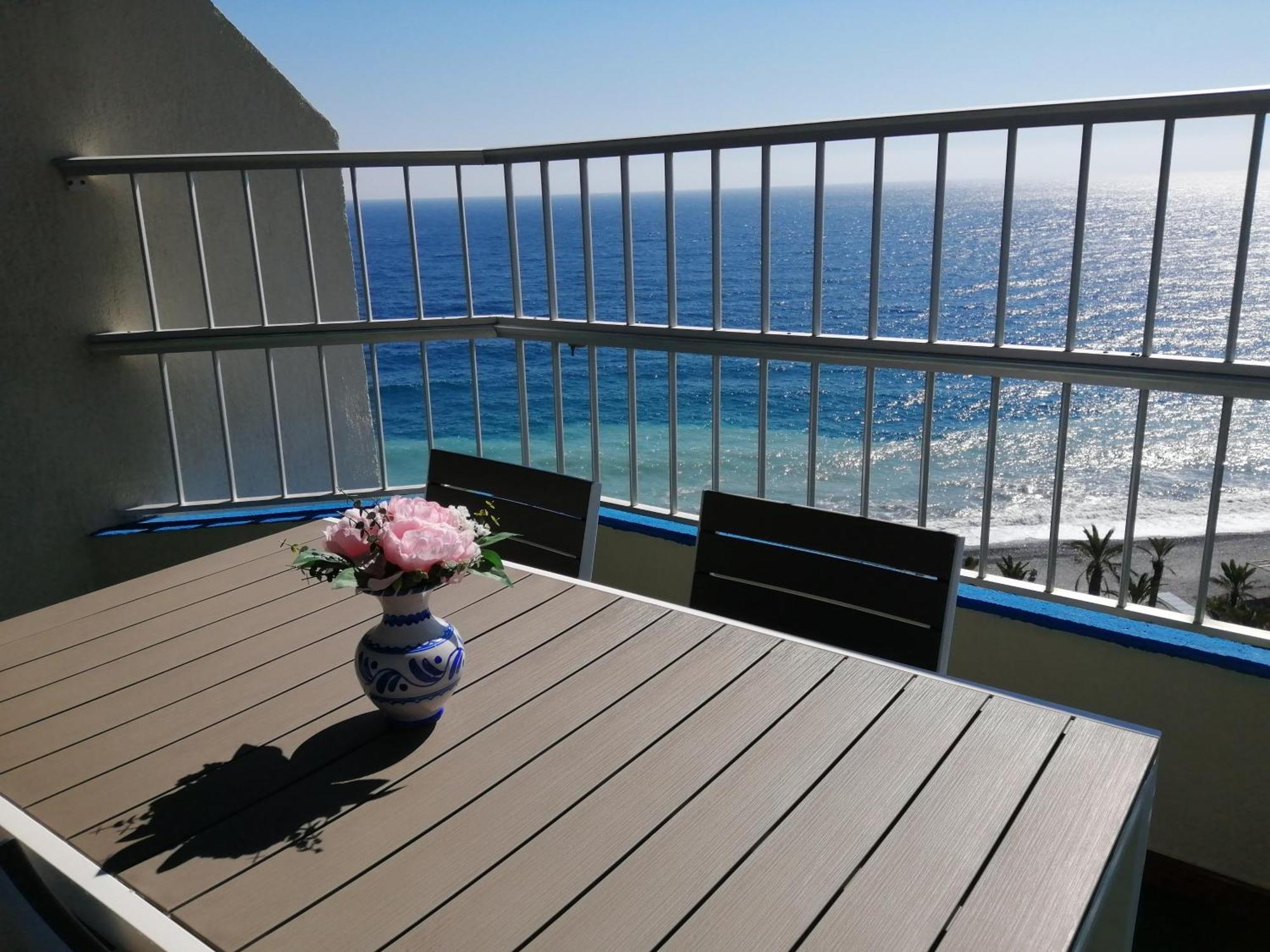 Bonito Piso En Primera Linea De Playa Almuñécar Extérieur photo